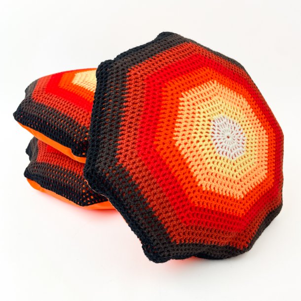 Hklet orange retro pyntepude