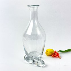 Hohe Vintage-Glaskaraffe