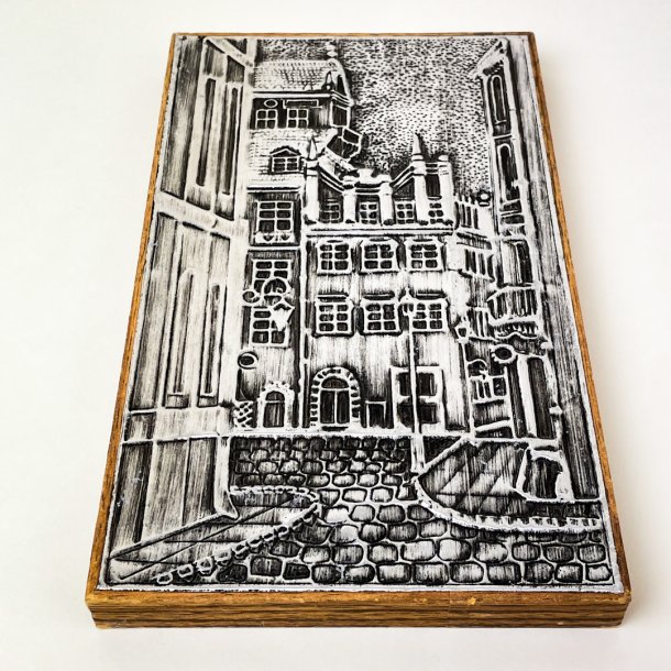 Retro relief - tin p tr