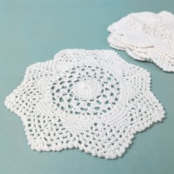 Fire hklede vintage flaconer