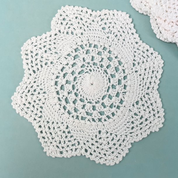 Fire hklede vintage flaconer