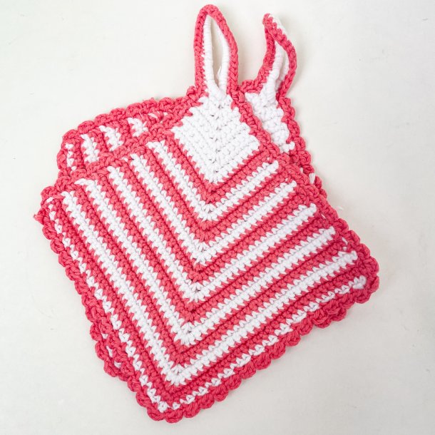 Hklede rosa retro grydelapper