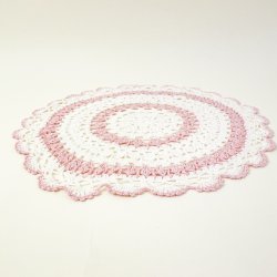 Hvid og rosa vintage lysedug