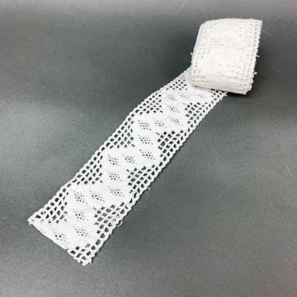  Drei Stcke Spitzeneinlage