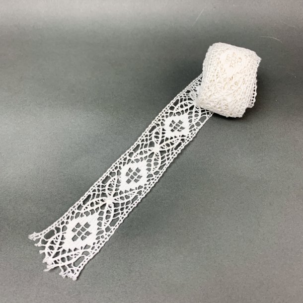 Et stykke kniplet mellemvrk