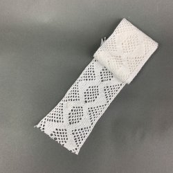 Kniplet hvidt mellemv�rk