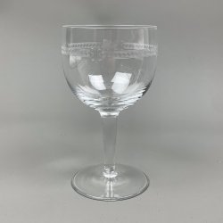 Vintage r�dvinsglas med ciselering