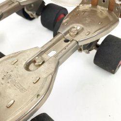 Justerbare retro rullesk�jter