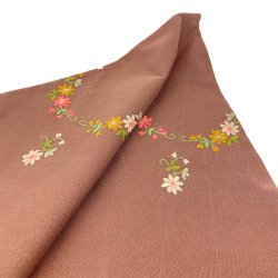 Broderet rund vintage dug � 140 cm