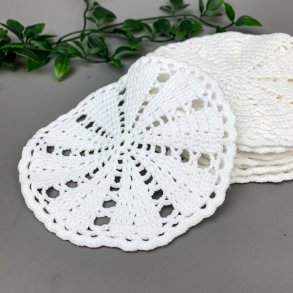 Runde gehkelte Zwischendeckchen  zehn Stck