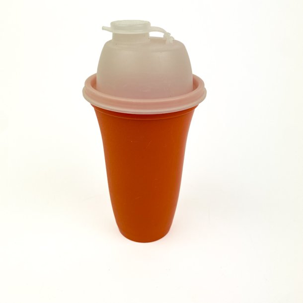Tupperware shaker