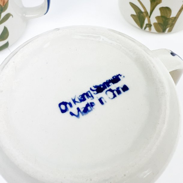 Tre h�ndmalede Oksydan kaffekrus
