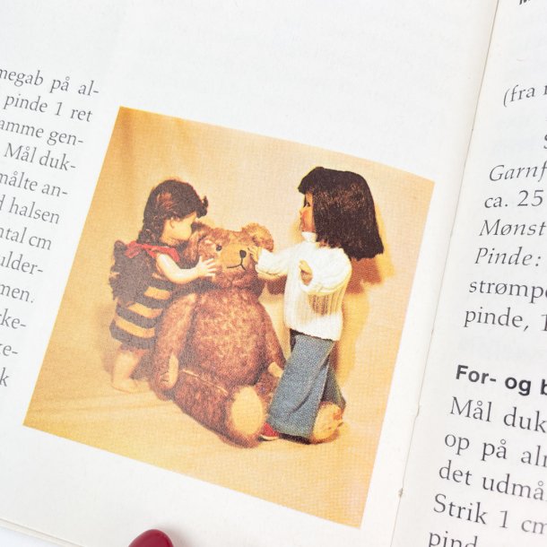 Moderne Puppenstrickmode von Grethe Christiansen