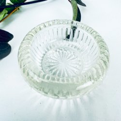 Kleines vintage Salznpfchen aus Klarglas