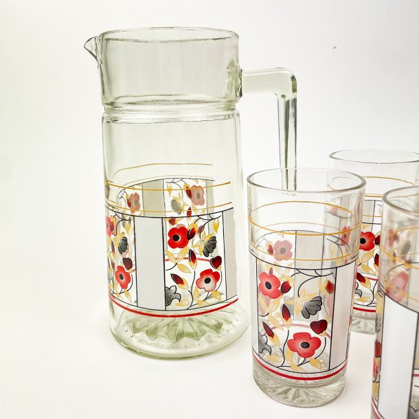Seks glas og kande med blomstermotiv
