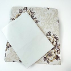 Retro sengetj med blomster