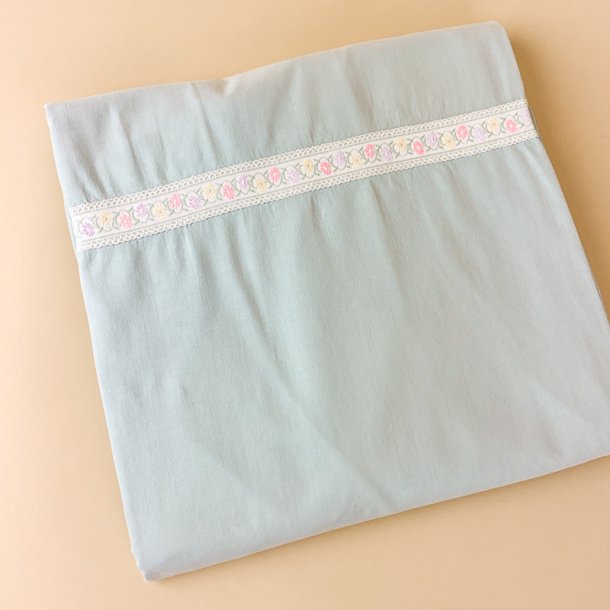 Mintgr�n vintage senget�j med bort