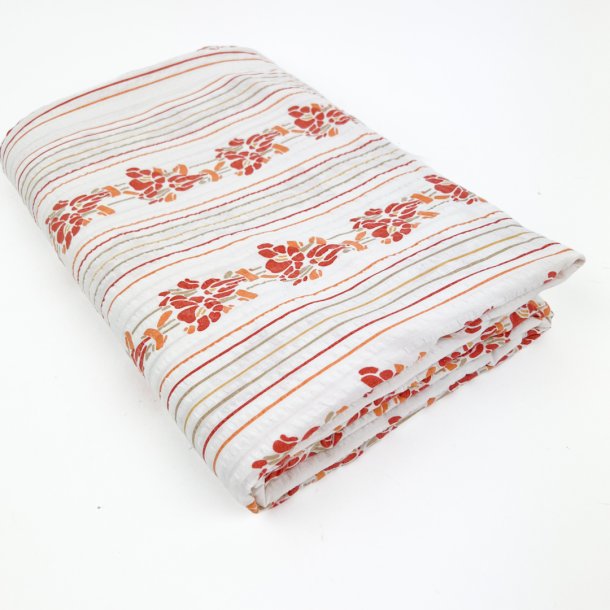 Vintage senget�j med blomster