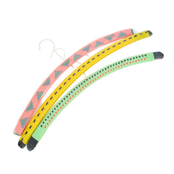Tre farverige retro b�jler