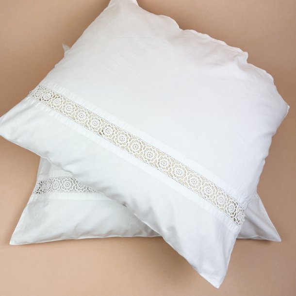 To vintage pudebetr�k med mellemv�rk