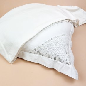 Hvid vintage damask senget�j