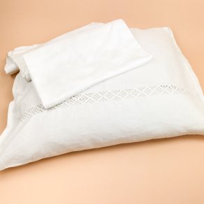 Hvidt vintage senget�j med mellemv�rk