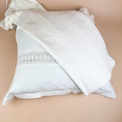 Hvid vintage damask senget�j