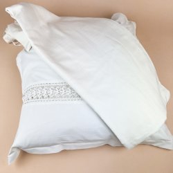 Hvid vintage damask senget�j