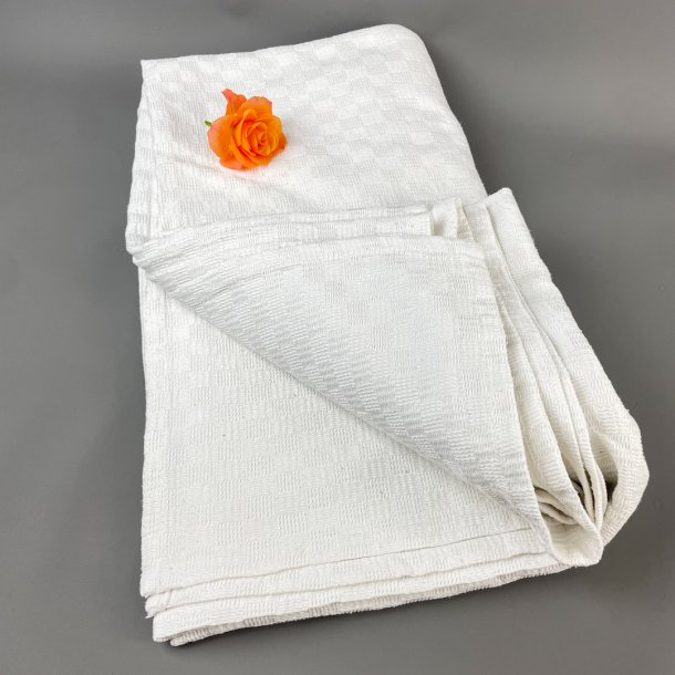 Hvidt vintage sengetppe 220 x 240 cm