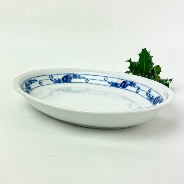 Royal Copenhagen Ovale Rosenknospe-Schale