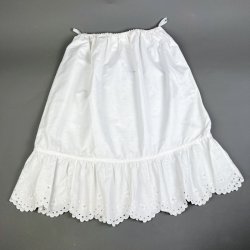 Broderet hvidt vintage sk�rt S/M