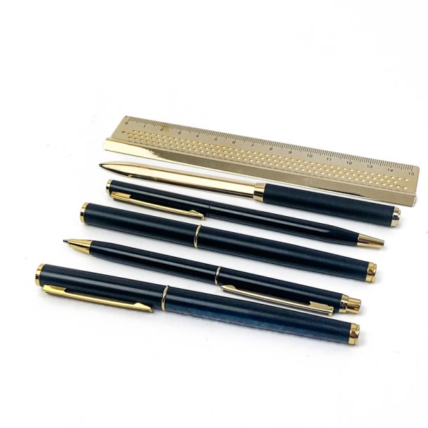 Vintage fyldepen skrives�t i sort og gyldent