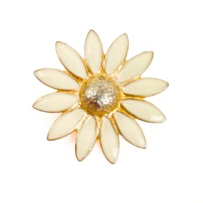 Cremefarvet vintage margueritbroche