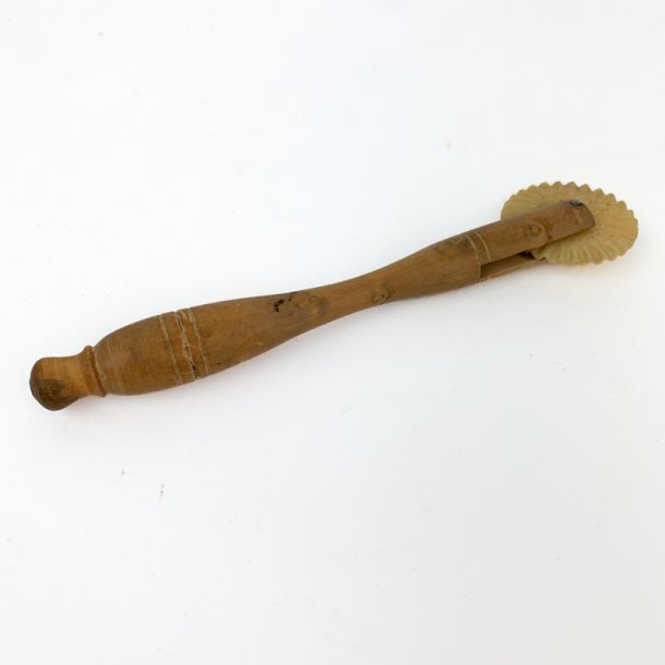 Vintage klejnespore med trskaft