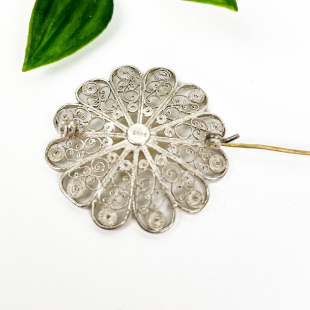 Vintage filigran blomsterbroche s�lv