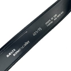 Schwarzer italienischer Wildledergrtel