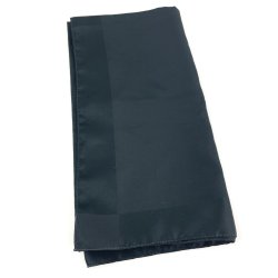 Schwarzes Satin Tuch