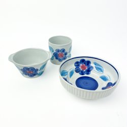 Set mit drei Vintage-Schalen aus Steinzeug