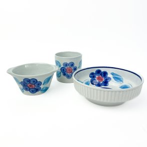 St med tre vintage skle i stentj