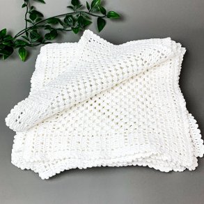 Zwlf gehkelte Vintage-Servietten