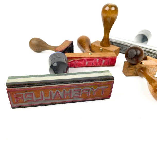 Seks vintage tr�stempler