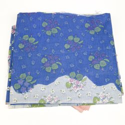 Seks blomstrede vintage stofstykker 400 cm