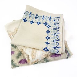 Tre broderede vintage pudebetr�k