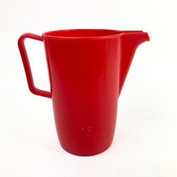 Groe rote Retro Rhrkanne