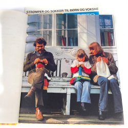 Strikkeh�ndbog � Alt om H�ndarbejde � 1977