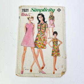 Vintage kjole og jakke sym�nster str. 38