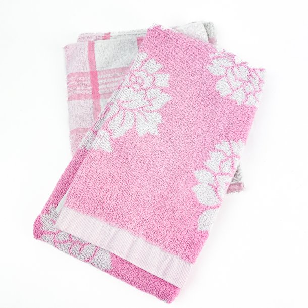 Zwei rosa-weie Retro-Handtcher