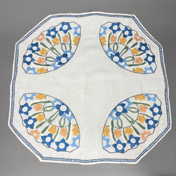 Handbestickte Lichtdecke mit Blumen   75 cm