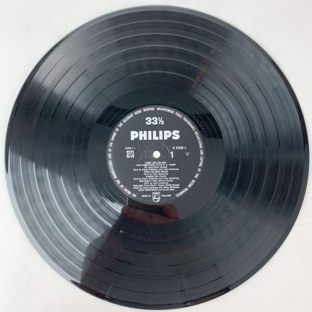 Louis Armstrong LP � Plays W.C. Handy