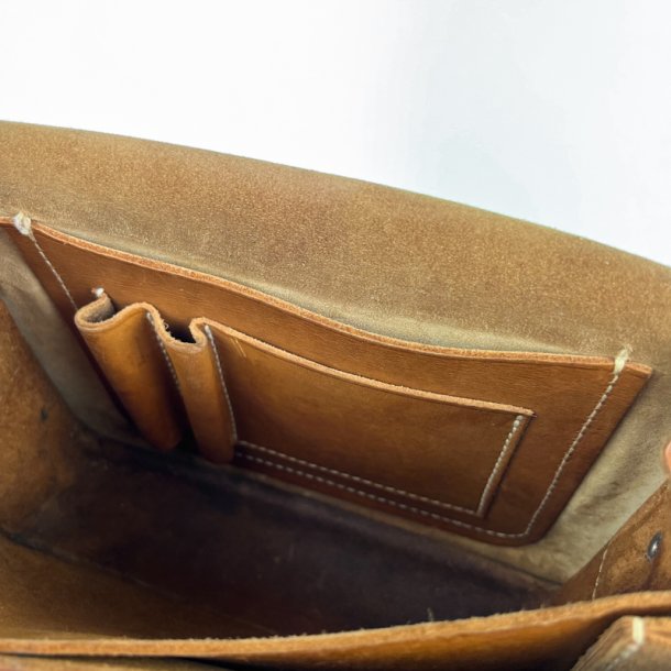 Cognacfarvet vintage l�dertaske